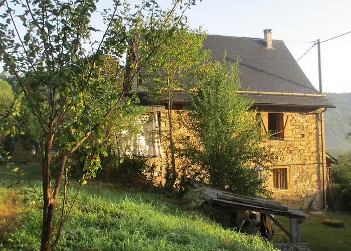 Maison Sans Mitoyennete 760 M D'altitude Pour 6 Personnes Sur Grand Terrain Non Clos Feriehus